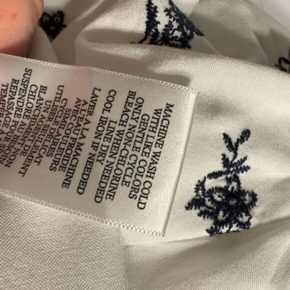 New Directions Blouse w/Embroidery Detail White 3X EUC - Picture 6 of 8